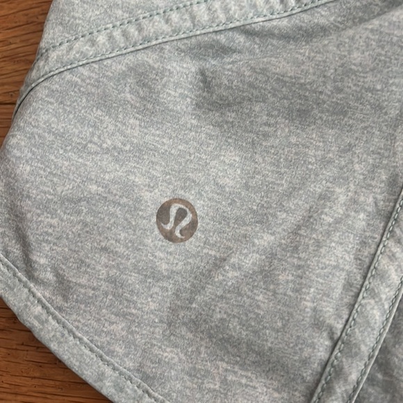 Lululemon Tracker Short - Picture 3 of 4